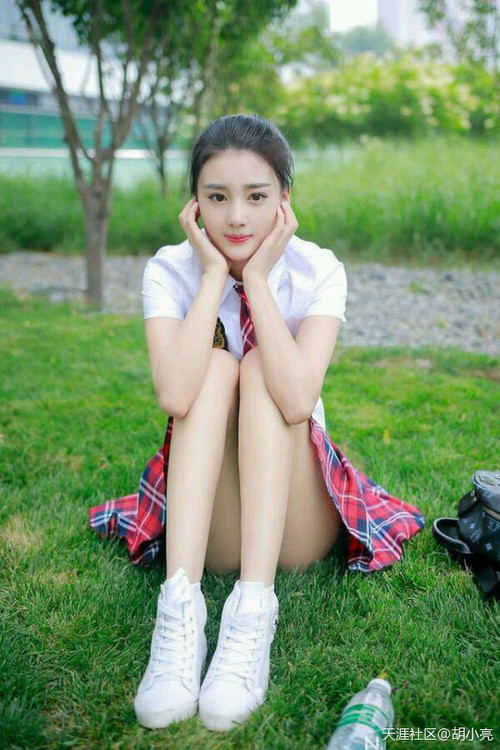 开云体育在线登入-意大利女队未来潜力巨大，意大利女球迷热烈庆祝夺冠