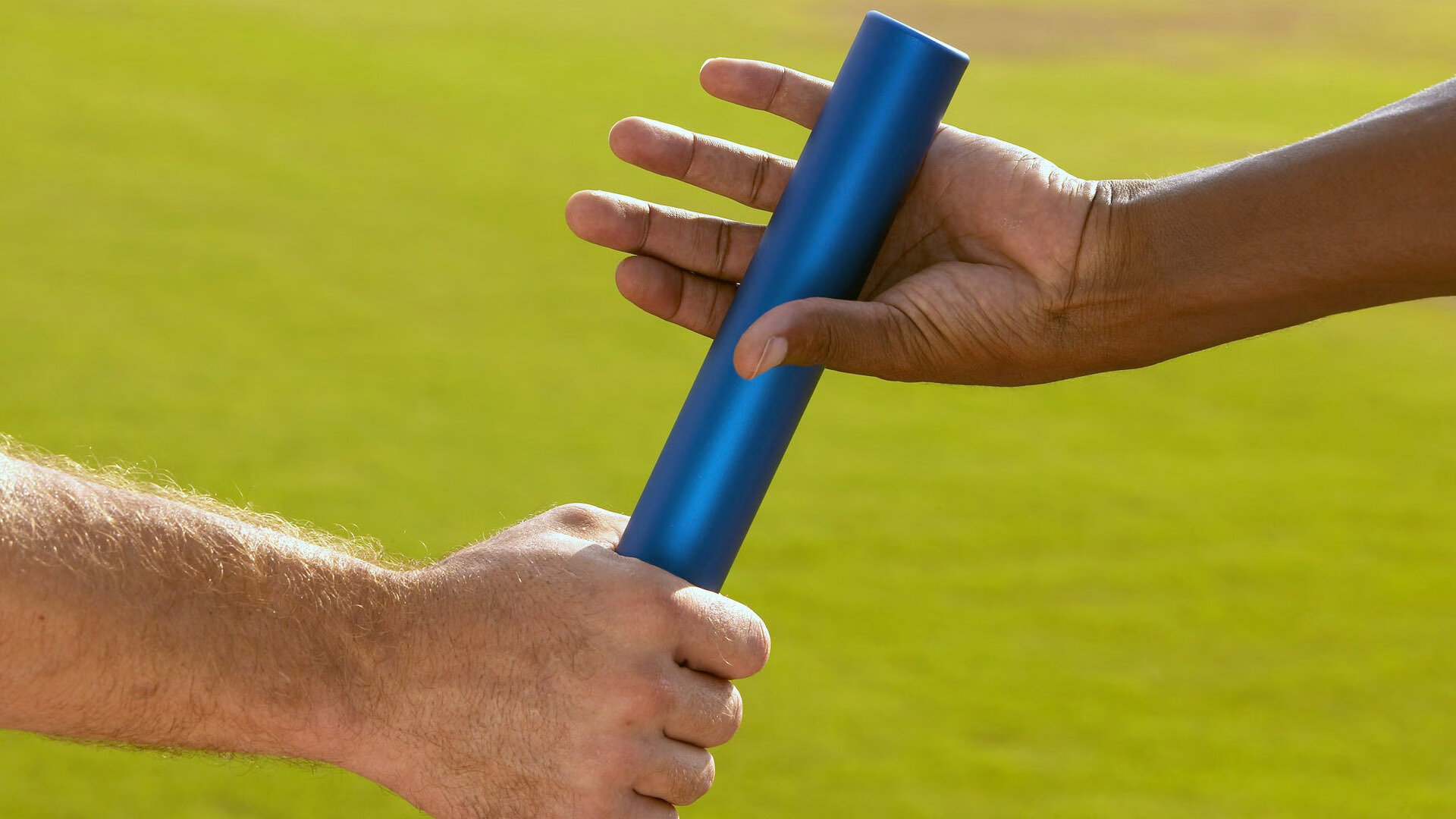 “萨尔·巴赫在南非队的领导地位稳步上升”